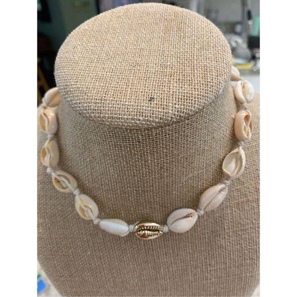Cowrie Shell Necklace #beach #shells - Picture 1 of 5